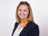 Claudia Stapel, Regionalleiterin in der Privatkundenbank der VR Bank Mecklenburg eG Claudia Stapel, Regionalleiterin in der Privatkundenbank der VR Bank Mecklenburg eG